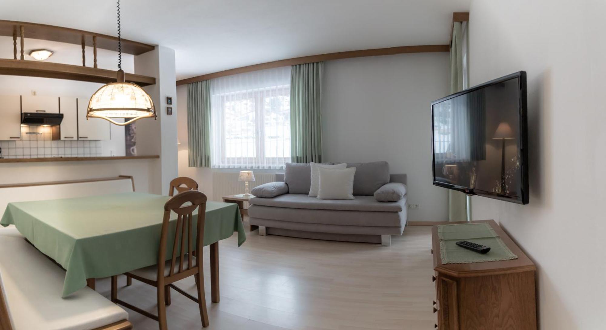 Das Alpenblick & Outdoor Lodge เนาดาส ภายนอก รูปภาพ