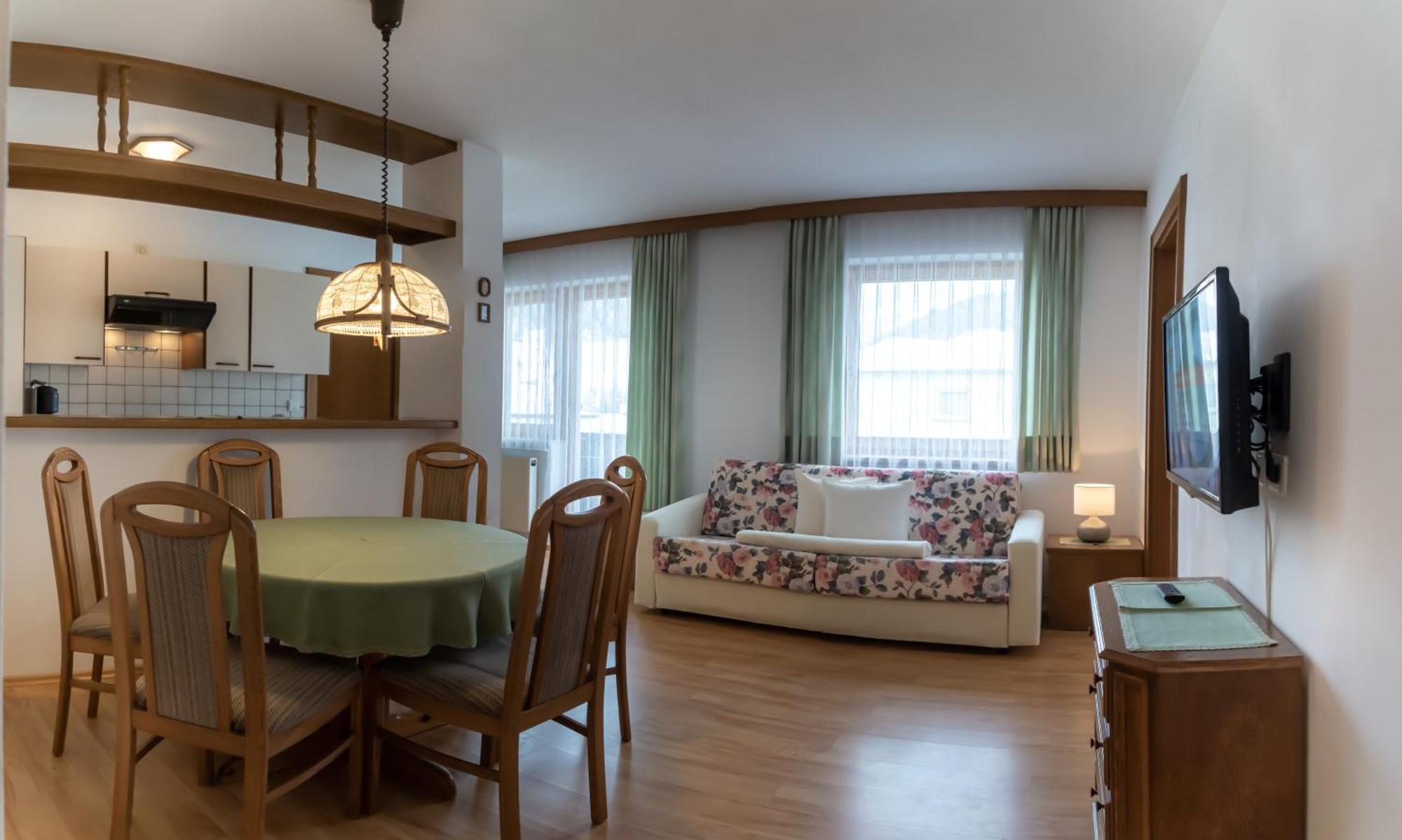 Das Alpenblick & Outdoor Lodge เนาดาส ภายนอก รูปภาพ
